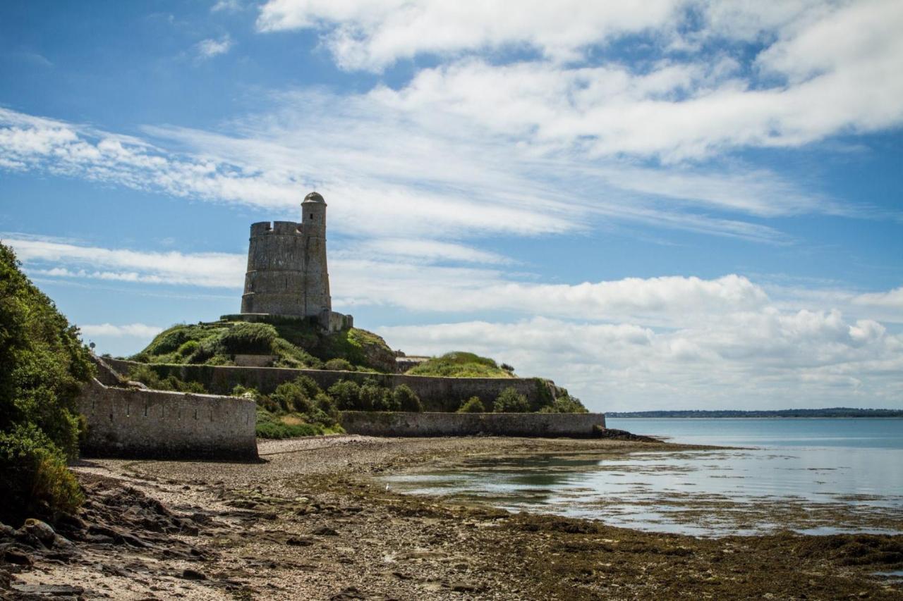 Maison Normande proche de la mer et des commodités Villa Quettehou Esterno foto